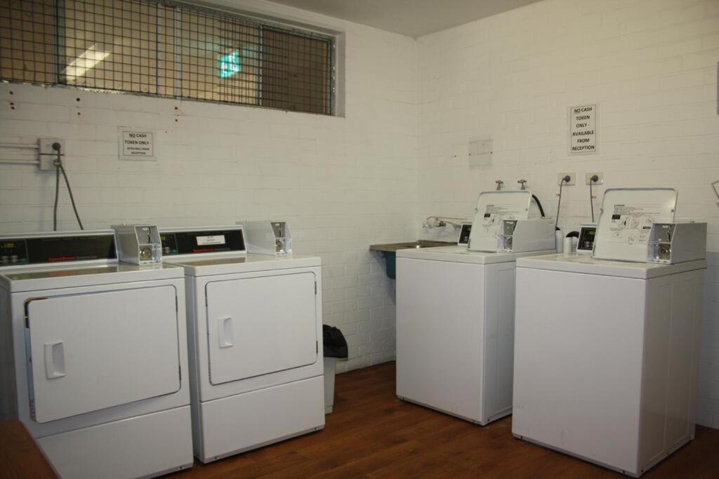 Mandurah Motel And Apartments Ngoại thất bức ảnh